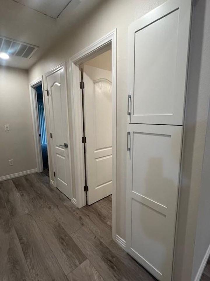 4905 Douvan Ct - Photo 6 of 13