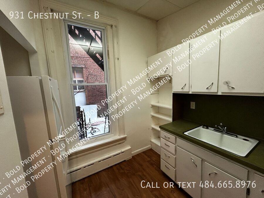 931 Chestnut St #B - Photo 5 of 15