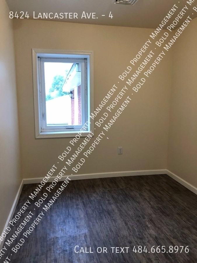 8424 Lancaster Ave #4 - Photo 4 of 8