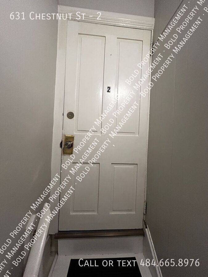 631 Chestnut St #2 - Photo 6 of 8