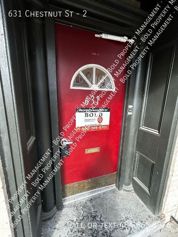 631 Chestnut St #2 - Photo 7 of 8