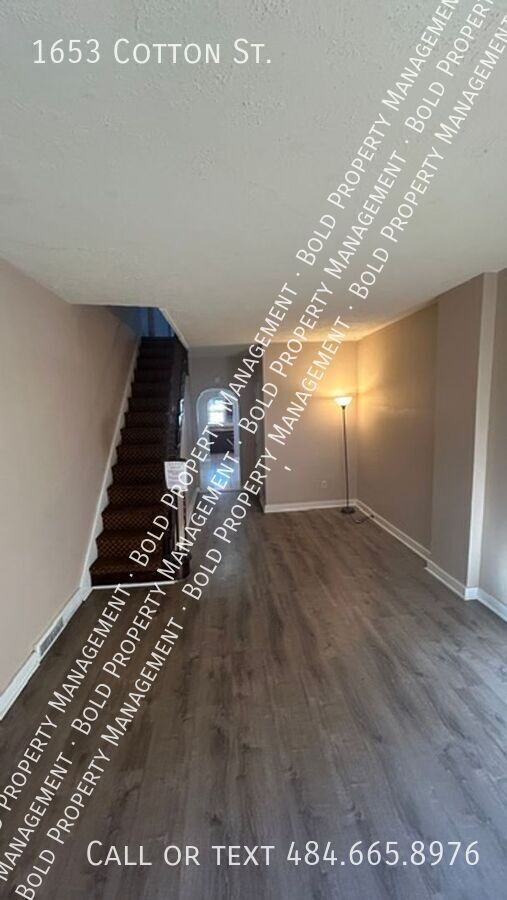 1653 Cotton St - Photo 2 of 17