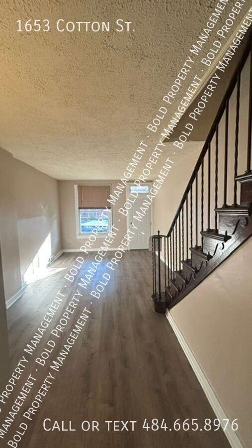 1653 Cotton St - Photo 3 of 17