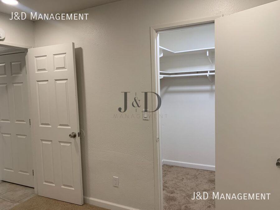 4389 39th St #1 - Photo 5 of 9