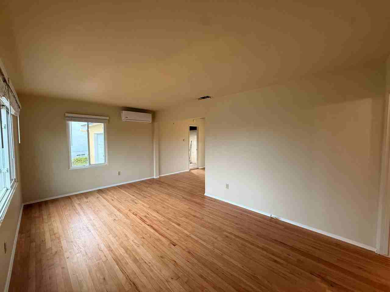 7301 Purdue Ave - Photo 5 of 18