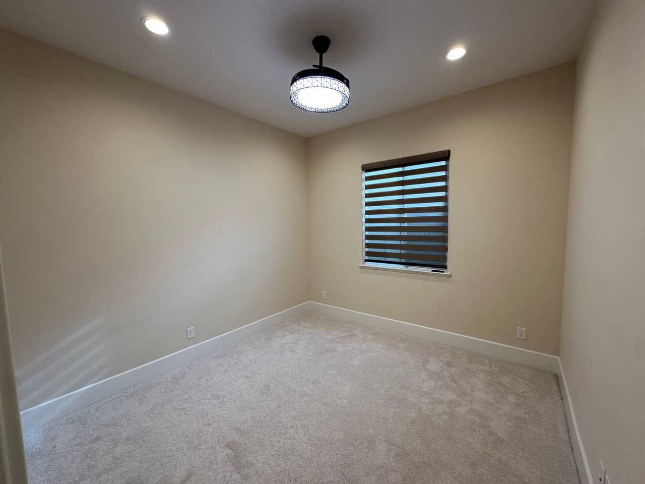 18062 Silver Springs Way - Photo 6 of 44