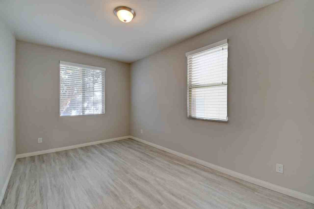 4120 Free Bird Crest Ave - Photo 3 of 18