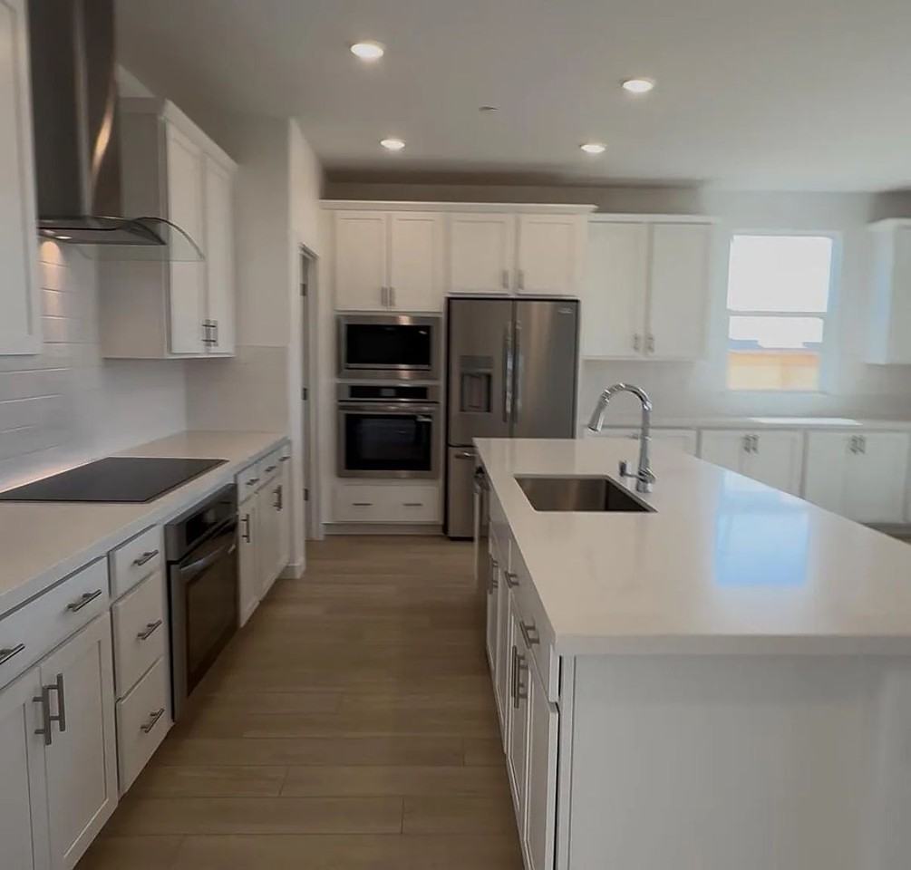 5401 Pacific Yacht Way - Photo 6 of 13