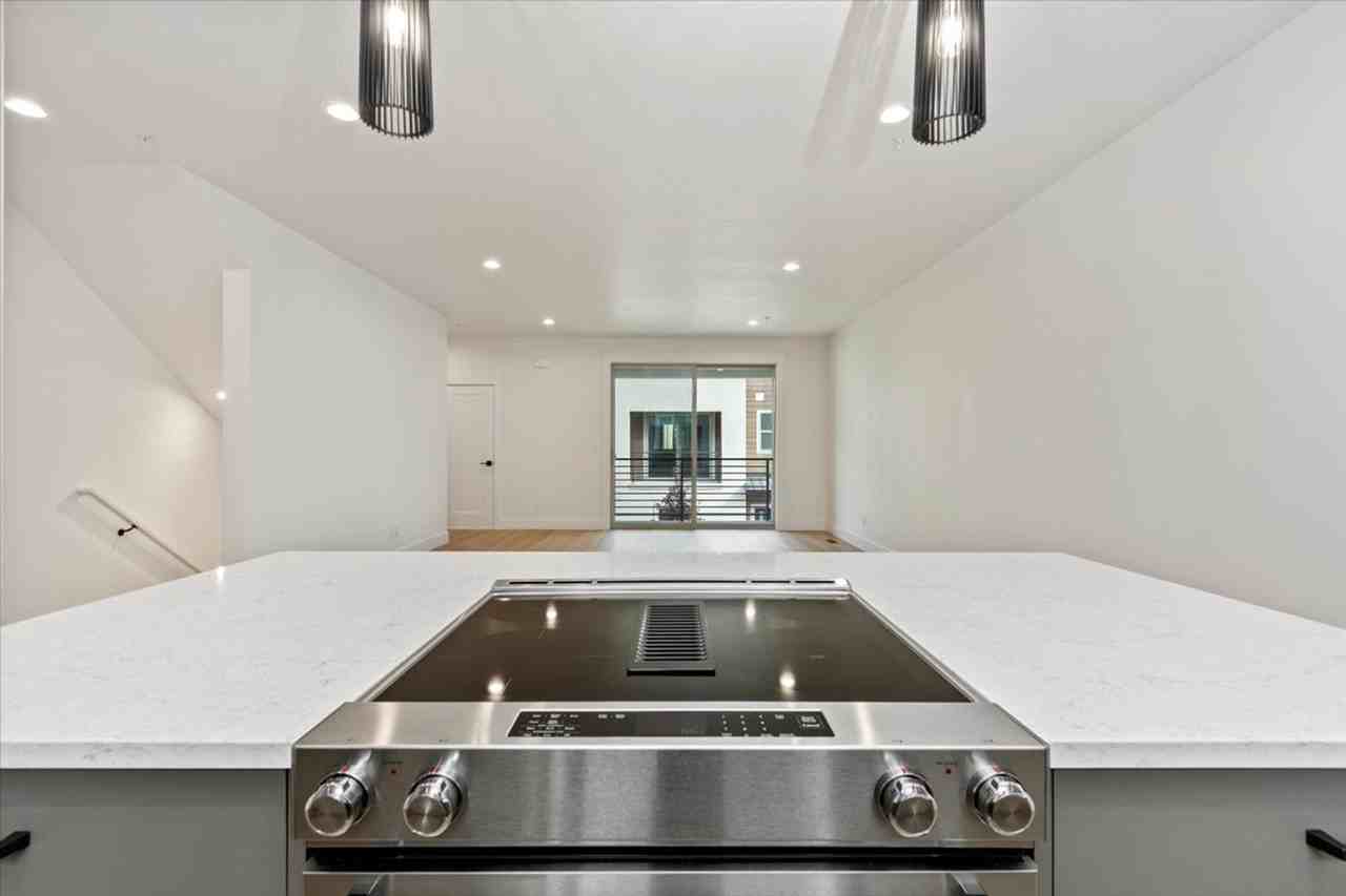 1745 S Rock View Ln - Photo 7 of 35