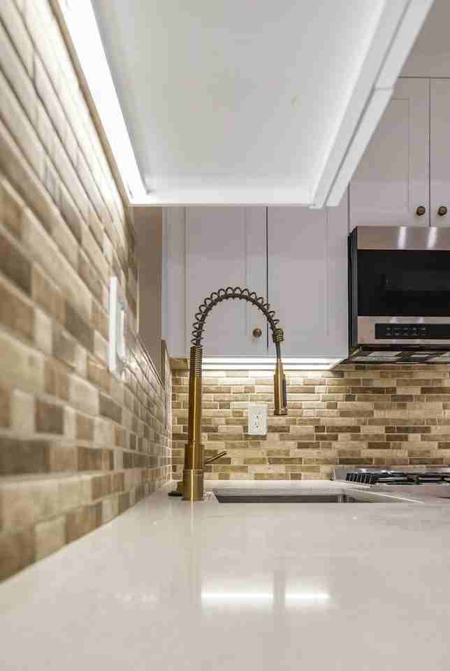 11554 Arminta St - Photo 7 of 19