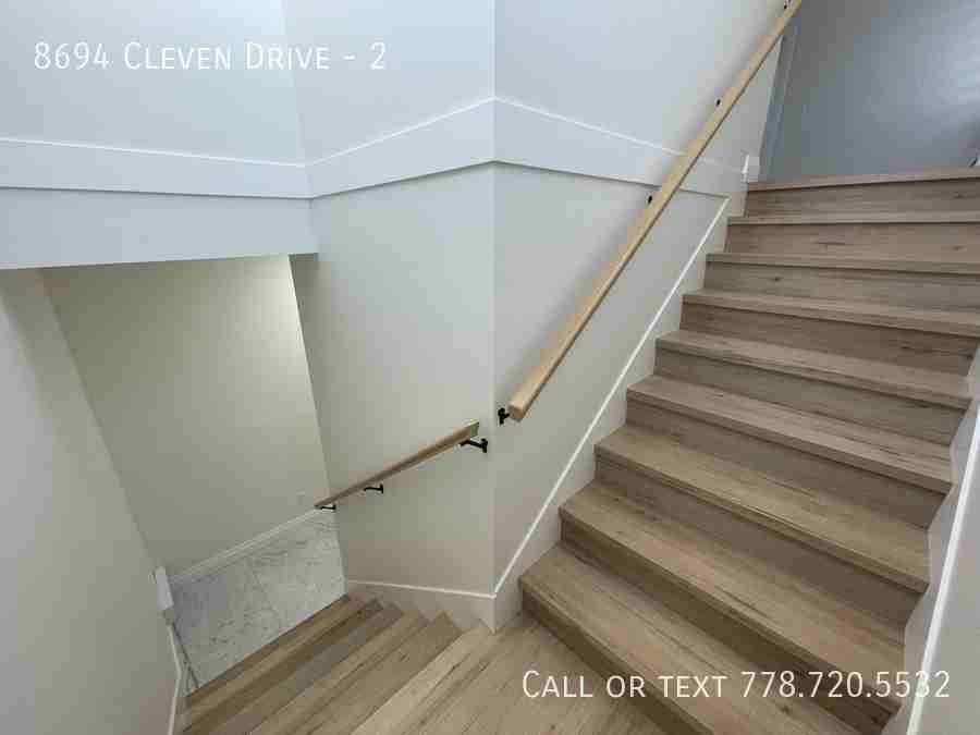 8694 Cleven Dr #2 - Photo 5 of 19