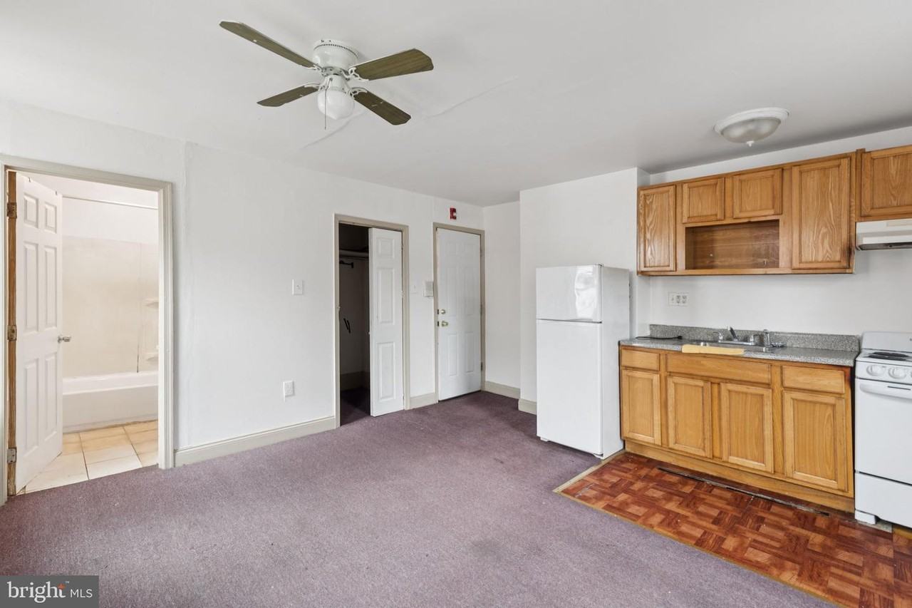 1520 W Ontario St #1 - Photo 3 of 7