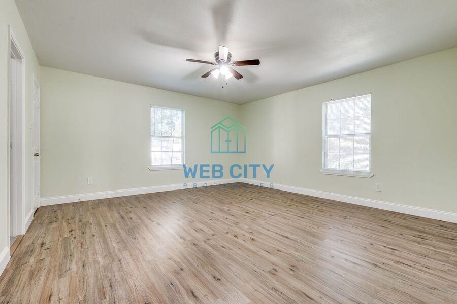 4111 Marshall Dr - Photo 7 of 12