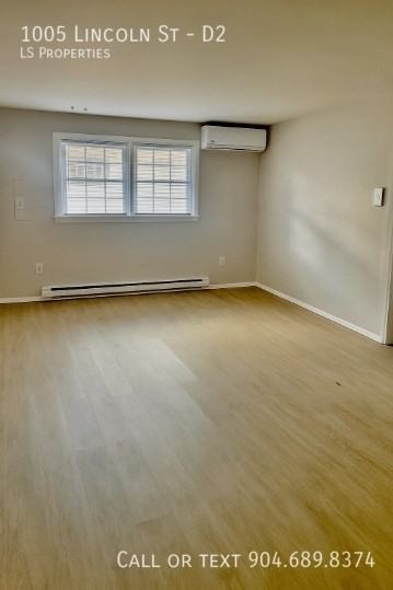 1005 Lincoln St #D2 - Photo 2 of 8