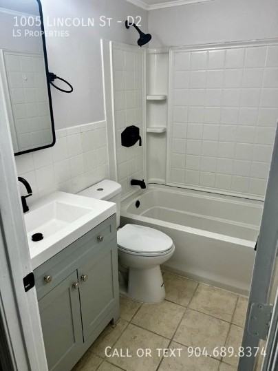 1005 Lincoln St #D2 - Photo 7 of 8