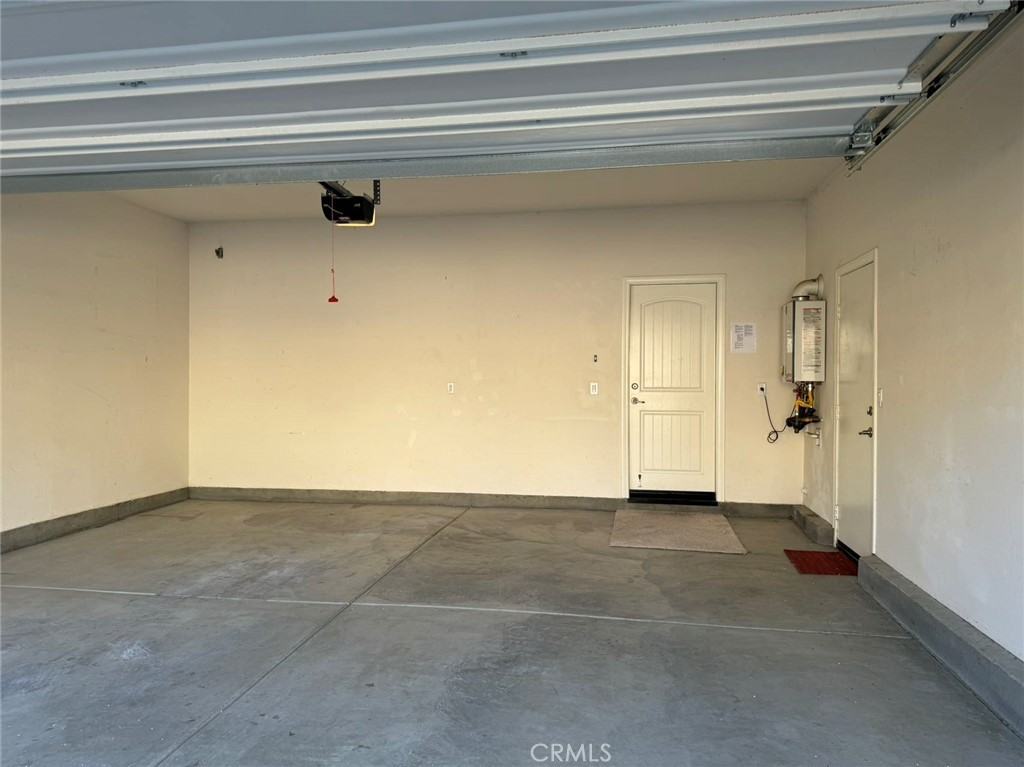 3165 E Olympic Dr #3165 - Photo 4 of 14