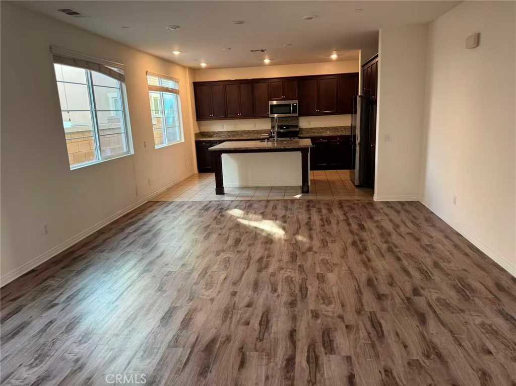 3165 E Olympic Dr #3165 - Photo 7 of 14