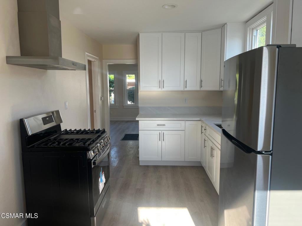 331 S Avenue 56 #331 - Photo 5 of 8