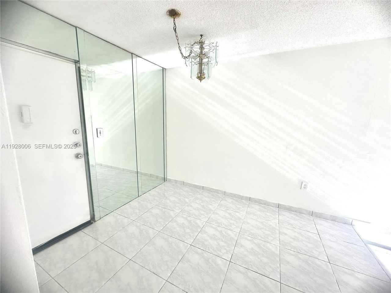 250 180th Dr #250-254 - Photo 5 of 36