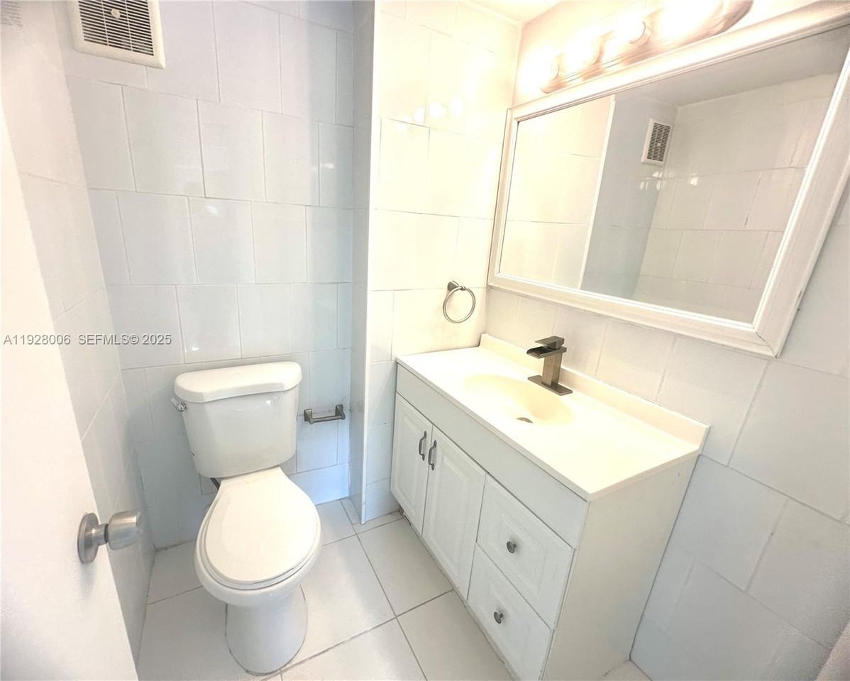 250 180th Dr #250-254 - Photo 7 of 36