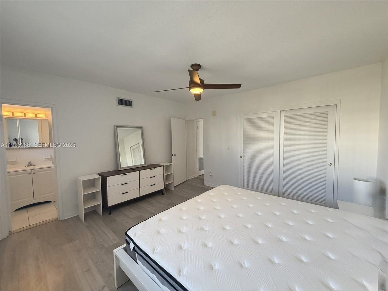 9700 E Bay Harbor Dr #9700-408 - Photo 4 of 34