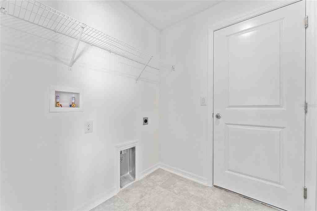 381 Singing Sands Cir #381 - Photo 3 of 26