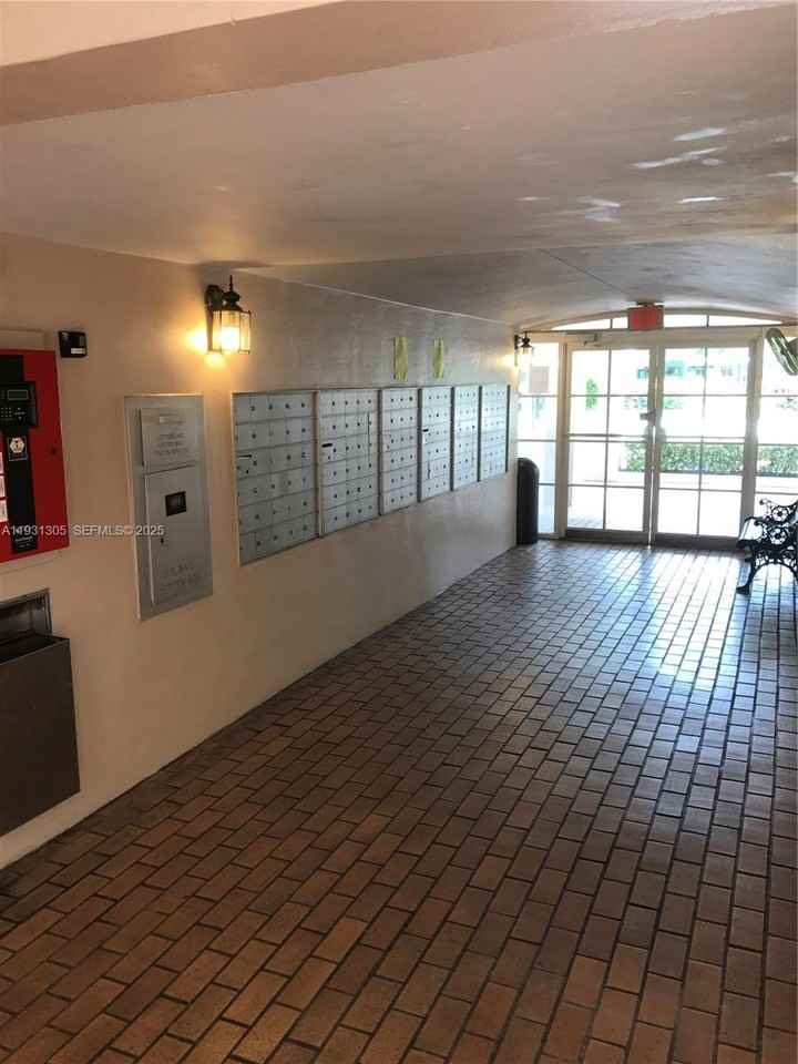 1280 S Alhambra Cir #12801111B - Photo 6 of 18