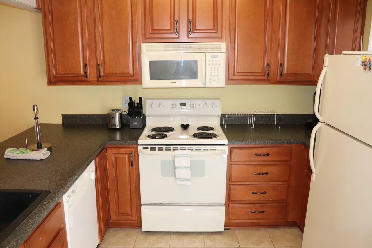 375 Bluefish Dr #375-102 - Photo 2 of 12