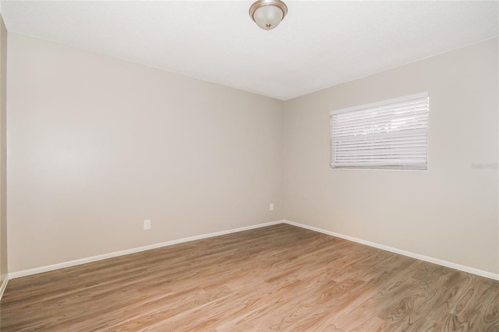 107 Inwood Ct #107 - Photo 4 of 16