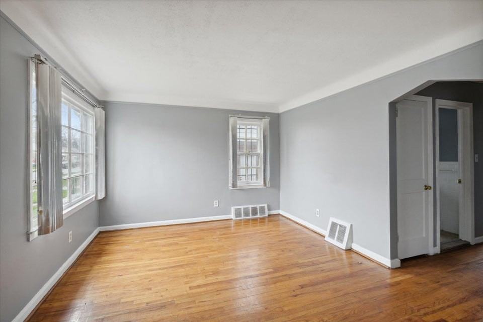 19007 Kentfield Street - Photo 3 of 14