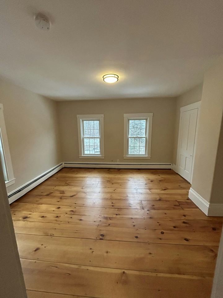 299 North Stark Highway, Unit 5 - Photo 5 of 7