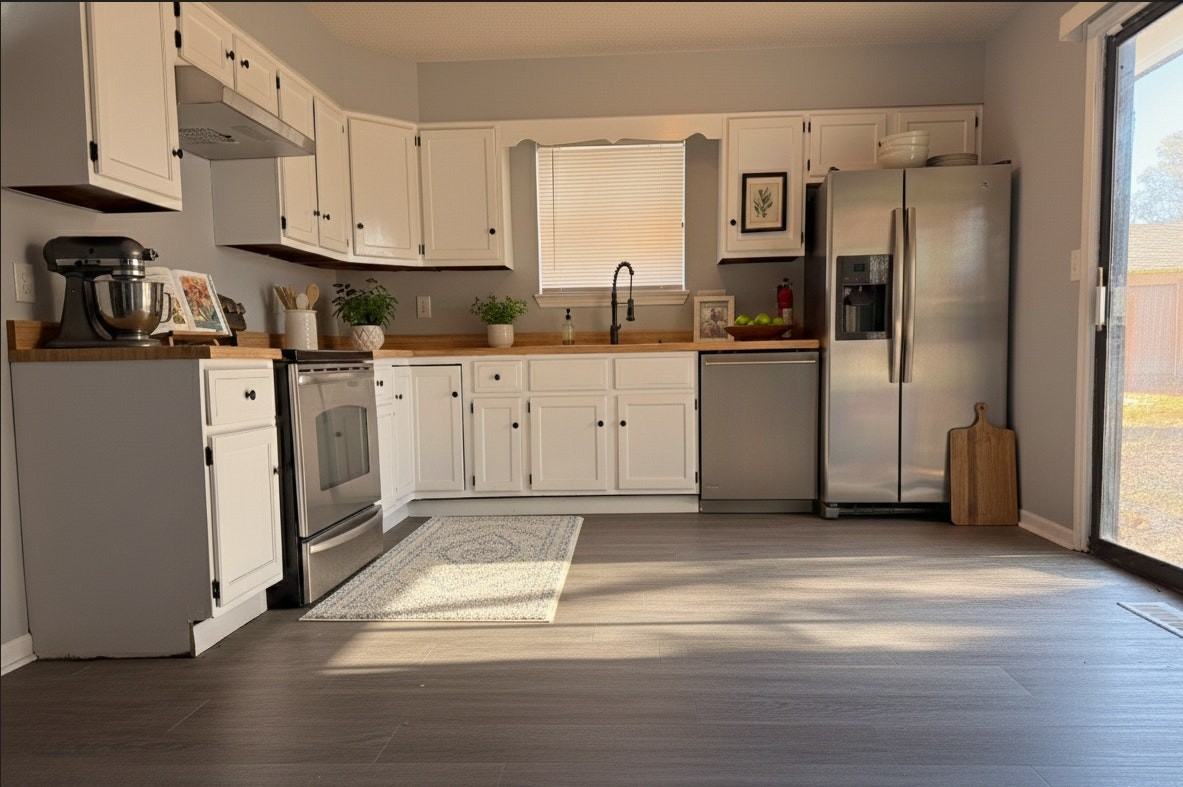 10207 West 85th Street, Unit 10207 - Photo 6 of 8