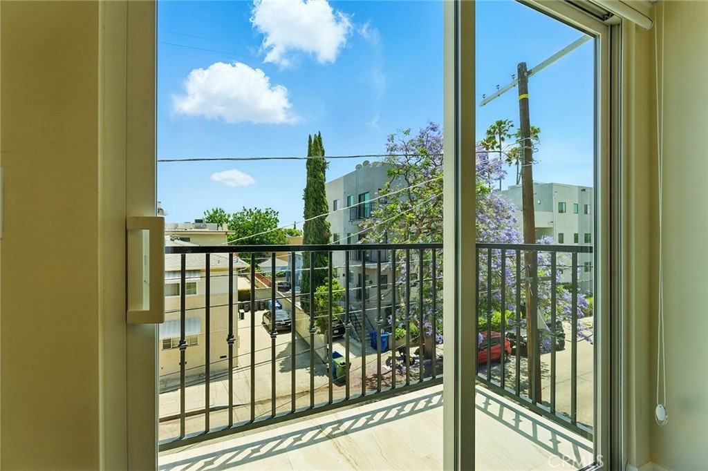 11302 Morrison St #11302-302 - Photo 2 of 23