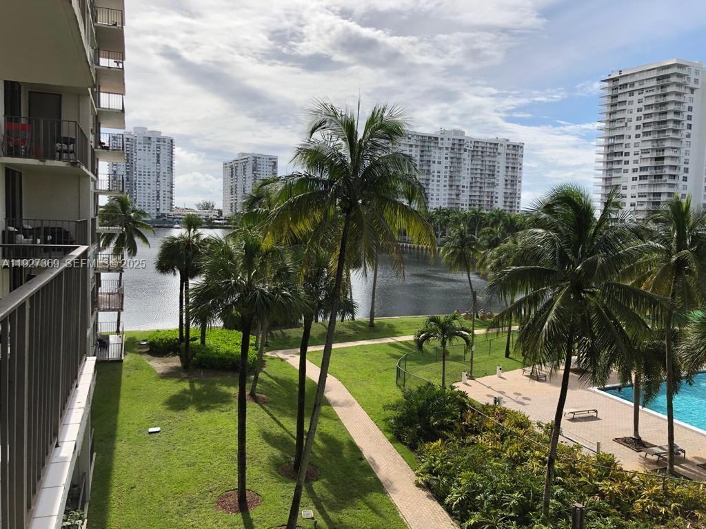 Aventura Blvd #18151-408 - Photo 7 of 50