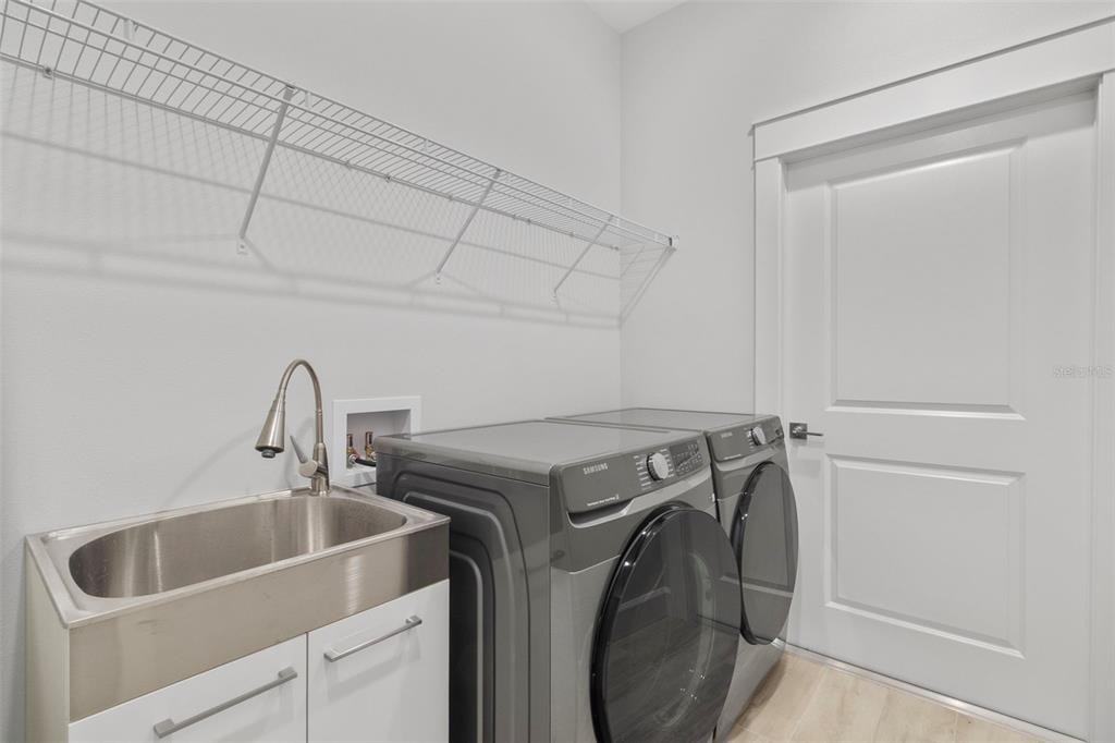 2098 Manheim Ave #2098 - Photo 4 of 49