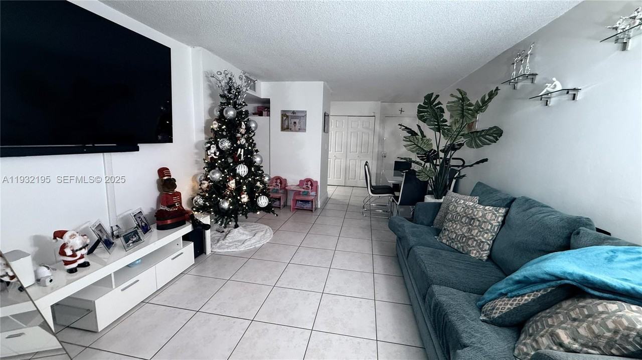 8860 Fontainebleau Blvd #8860-103 - Photo 2 of 46