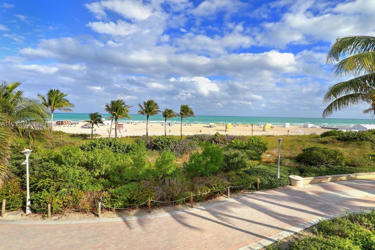 100 Lincoln Rd #100-330 - Photo 5 of 14