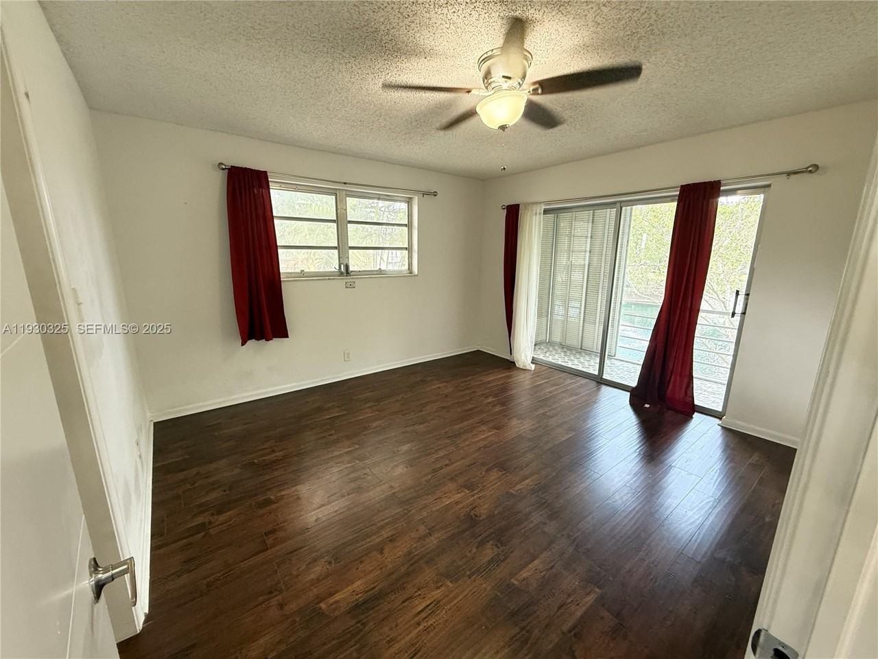 5160 Sw 40th Ave #516029D - Photo 2 of 10