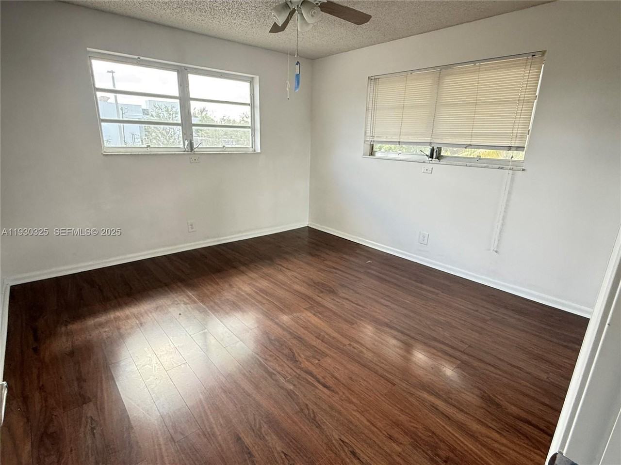 5160 Sw 40th Ave #516029D - Photo 4 of 10