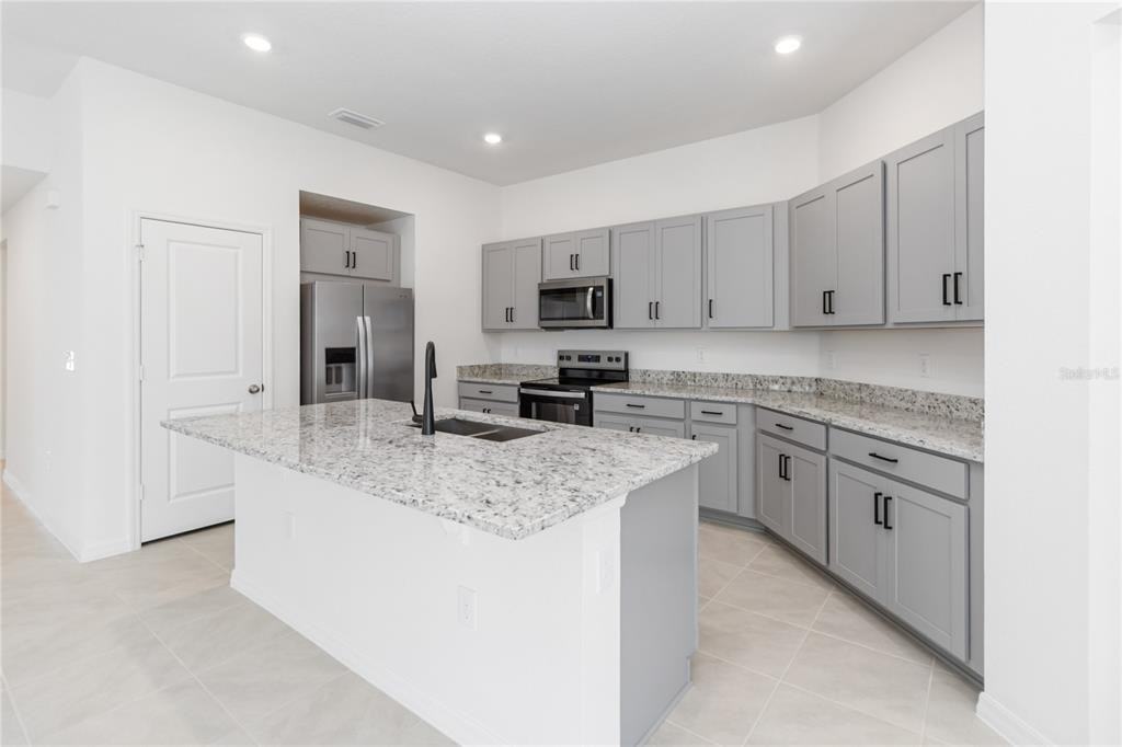 3461 Sanctuary Dr #3461 - Photo 4 of 42