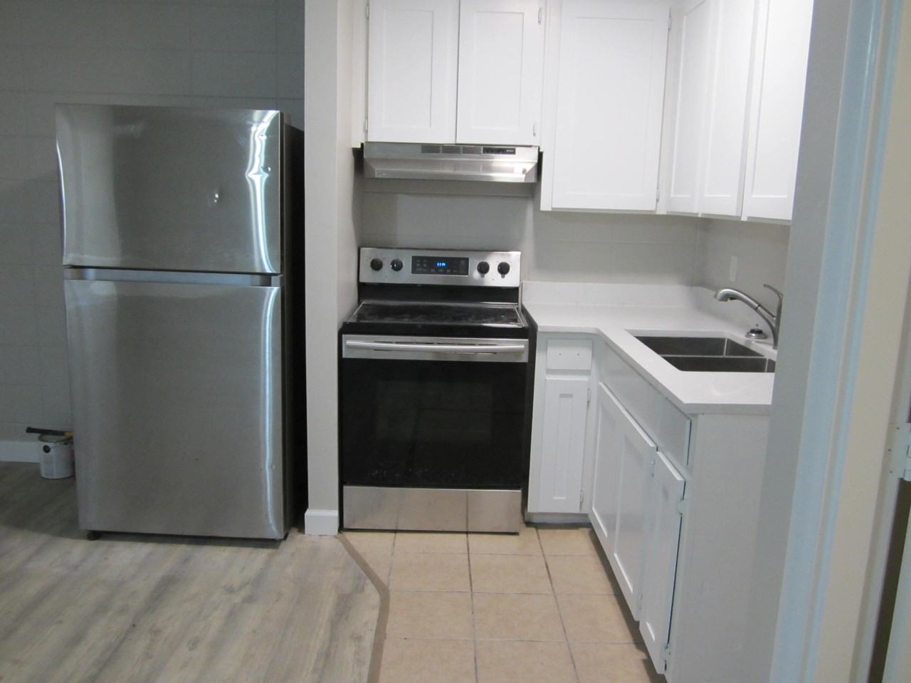 109 Chicago Ave Se #109-1 - Photo 5 of 9