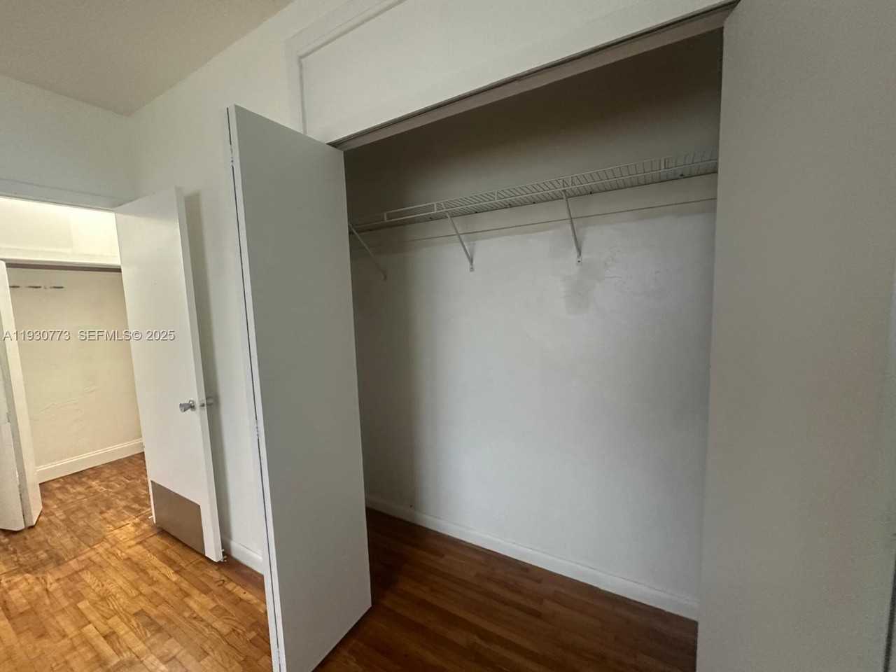 17051 Ne 23rd Ave #170512E - Photo 6 of 17