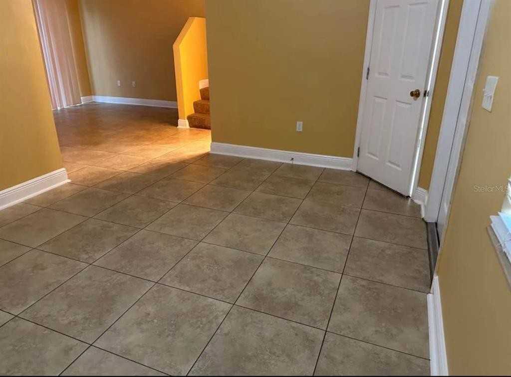 1042 La Mirada Ct #1042 - Photo 7 of 8