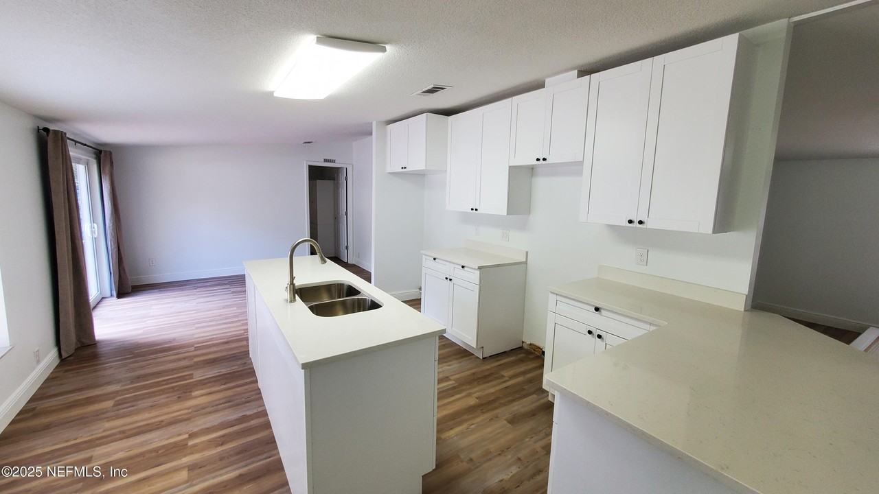 1718 Wright Ave #1718 - Photo 7 of 13