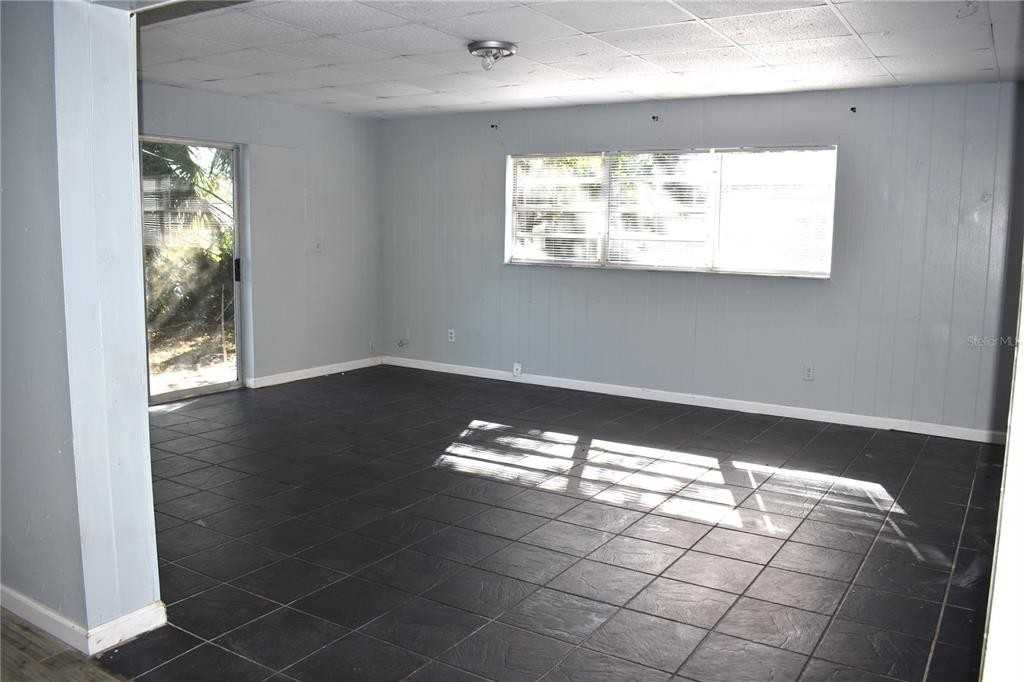 5920 Riviera Dr #5920 - Photo 6 of 16