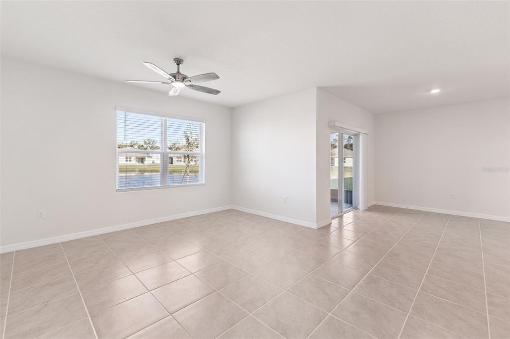 2270 Lake Preserve Cir #2270 - Photo 4 of 35