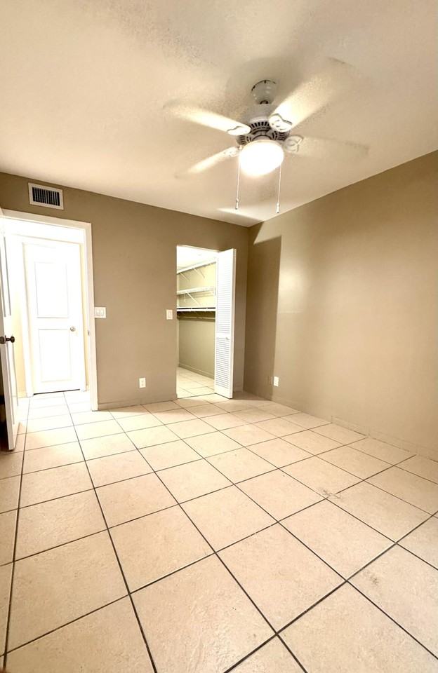 2100 Springdale Blvd