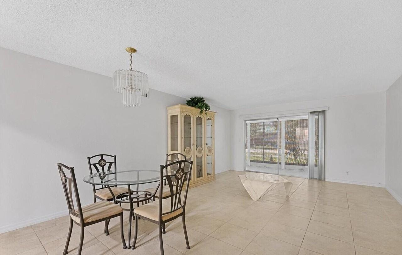 10821 N Military Trl #10821-19 - Photo 2 of 39