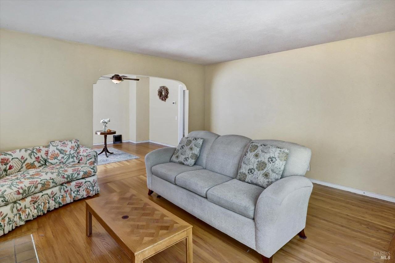 1467 Ohio St #1467 - Photo 3 of 44