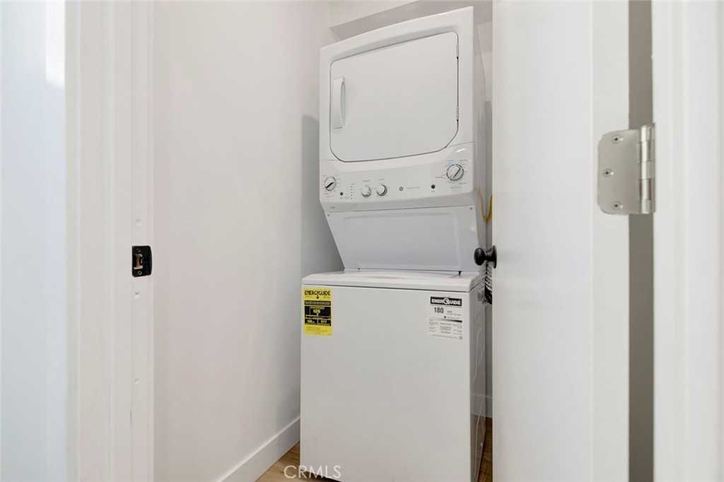 5648 Cartwright Ave #5648 - Photo 4 of 39